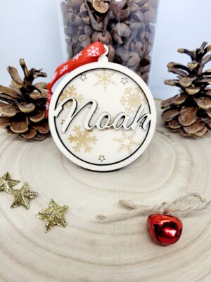 Boule de Noël personnalisée, Prénom en relief