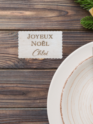 Marque place en bois édition de Noël